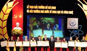 Giải "Nobel" Việt Nam gấp 270 lần lương tối thiểu