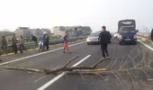 Dân lại chặn cao tốc Nội Bài- Lào Cai đòi... nợ