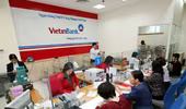 ​VietinBank - Ngân hàng đầu tiên công bố giảm lãi suất cho vay