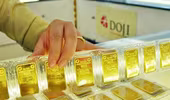 Giá vàng lao dốc mất hơn 600.000 đồng mỗi lượng