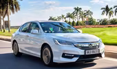 Honda Việt Nam công bố mức giá mới cho Accord