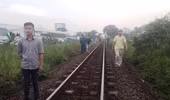 Đi bộ qua đường ray, người đàn ông bị tàu cán chết thảm
