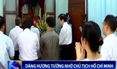 Dâng hương tưởng nhớ Chủ tịch Hồ Chí Minh