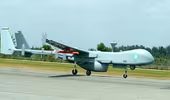 Ấn Độ mua 49 UAV để đối phó với Pakistan và Trung Quốc