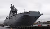 Bị Mỹ ép, Pháp tạm hoãn bàn giao tàu chiến Mistral cho Nga