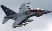 Nga chào bán máy bay chiến đấu Yak-130 cho Việt Nam