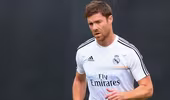Alonso nổi cáu với Real Madrid