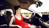 “Ngọc nữ làng múa” thả dáng kiêu sa trong siêu xe bạc tỷ