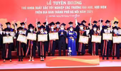 Hà Nội tuyên dương thủ khoa xuất sắc năm 2022