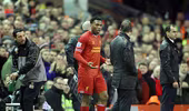 Tỏa sáng trong trận derby, Sturridge vẫn phải xin lỗi vì dám…“bật” thầy