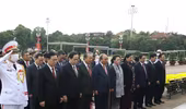 Lãnh đạo Đảng, Nhà nước và các đại biểu Quốc hội viếng Chủ tịch Hồ Chí Minh