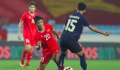 Tuyển Việt Nam "rơi dần đều", Thái Lan và Indonesia cùng thăng hạng FIFA