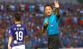 V-League đón "trọng tài rút thẻ đỏ nhanh nhất thế giới"