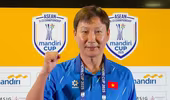Việt Nam lại "đụng" Indonesia, chờ tài HLV Kim Sang-sik