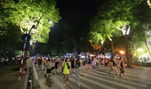 Phố đi bộ Hồ Gươm điều chỉnh thời gian vào dịp giỗ tổ Hùng Vương và nghỉ lễ 30/4