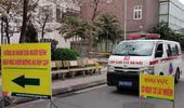 Hà Nội: Một phụ nữ vào viện chăm con từ cuối tháng 8 dương tính với Covid-19