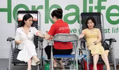Tiếp nhận gần 300 đơn vị máu từ Herbalife Việt Nam 