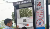 Liên tiếp phát hiện cửa hàng bán xăng dầu không đảm bảo chất lượng