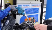 Giá xăng dầu đồng loạt giảm mạnh