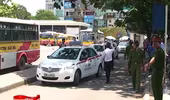 Kiên quyết xử lý taxi “dù”, taxi vi phạm
