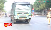 Lực lượng Cảnh sát giao thông Hà Nội tăng cường xử lý xe quá tải