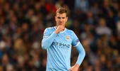 Man City không muốn Dzeko ở lại Premier League