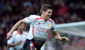 Gerrard thúc giục Liverpool giữ chân HLV