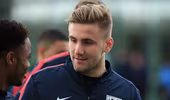 Man City ra giá 30 triệu bảng cho Luke Shaw
