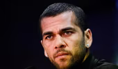 Dani Alves: “Nếu Barca thắng thì đó là nhờ trọng tài…”