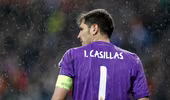 Casillas muốn tát vào mặt Busquets