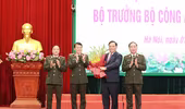 Thông báo quyết định của Thủ tướng Chính phủ và Bộ trưởng Bộ Công an về công tác cán bộ tại Công an Hà Nội