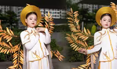 Nguyễn Lưu Hoài An - mẫu "nhí" gây ấn tượng tại "Lễ hội Áo dài Du lịch Hà Nội 2025" 