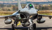 [ẢNH] 54 "chiến thần" Rafale bất ngờ đổ bộ về Bắc Phi