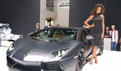 Lamborghini công bố giá bán siêu xe đời 2012