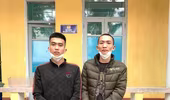 Khởi tố bị can hai đối tượng cầm dao chém tình địch