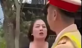 Thanh Hóa: Xử lý nghiêm người phụ nữ lăng mạ lực lượng Cảnh sát giao thông đang làm nhiệm vụ