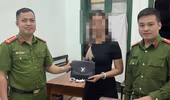Công an phường Thụy Khuê tìm lại tài sản giá trị cho du khách nước ngoài