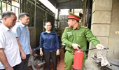 Kiểm tra đột xuất hoạt động của “Tổ liên gia an toàn PCCC” và “Điểm chữa cháy công cộng”