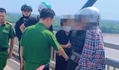 Kịp thời ngăn chặn người phụ nữ có ý định tiêu cực trên cầu Nhật Tân