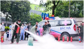 Nâng cao kỹ năng chữa cháy, cứu nạn, cứu hộ cho cán bộ, nhân viên Bệnh viện đa khoa quốc tế Bắc Hà 