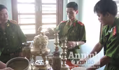 Trộm cắp lư hương nơi đền, chùa mang bán đồng nát