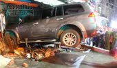 Ô tô 7 chỗ lao vào nhà dân, 1 người thiệt mạng