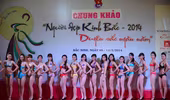 Ngắm người đẹp Kinh Bắc diện bikini nóng bỏng
