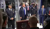 Thăm lính cứu hỏa New York, ông Trump hé lộ có thể tái tranh cử Tổng thống năm 2024