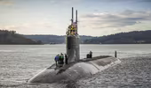 Hải quân Mỹ xác nhận tàu ngầm tấn công va phải một ‘vật thể’ ở Biển Đông