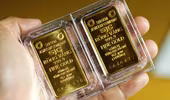 Giá vàng tăng 2 triệu đồng/lượng