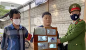 [CLIP] Giấu bọc ma túy và thuốc kích dục, đối tượng vẫn 'phê' khi vào chốt 141