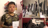 Mua dao kiếm, súng và hàng chục viên đạn để ‘phòng thân’