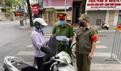 '4 lớp, 5 lực lượng' xử lý nghiêm các trường hợp vi phạm yêu cầu giãn cách xã hội