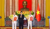 Chủ tịch nước trao Quyết định thăng quân hàm đối với sĩ quan cao cấp Quân đội và Công an